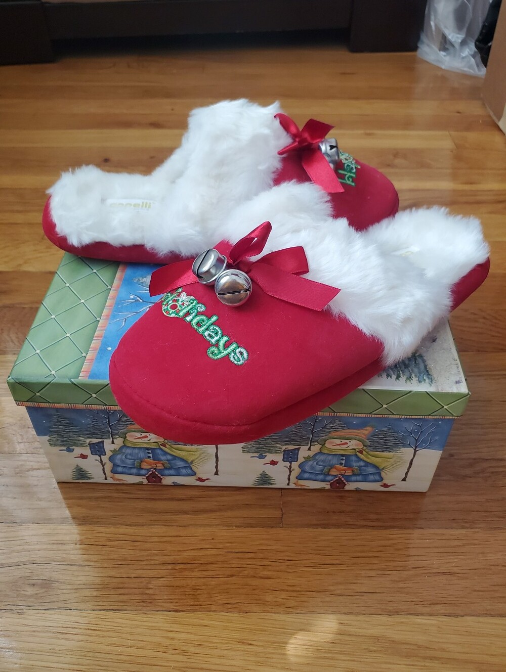 Holiday Red Faux-Fur Slippers with Jingle Bells in A Decorative Snowmam Box